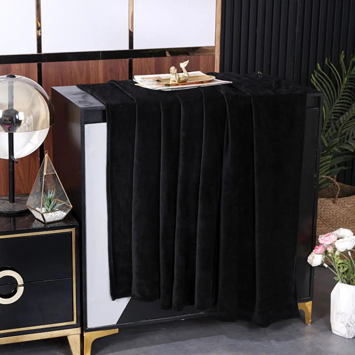 Manta Negra "Vanta Black"