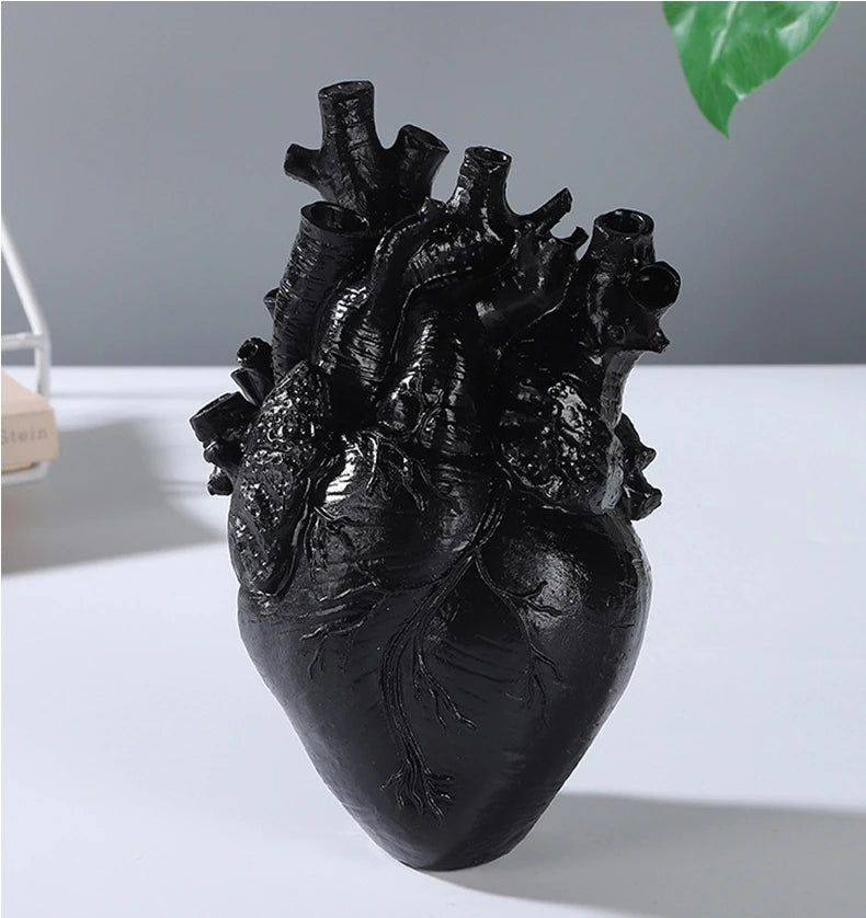 Jarrón corazón negro