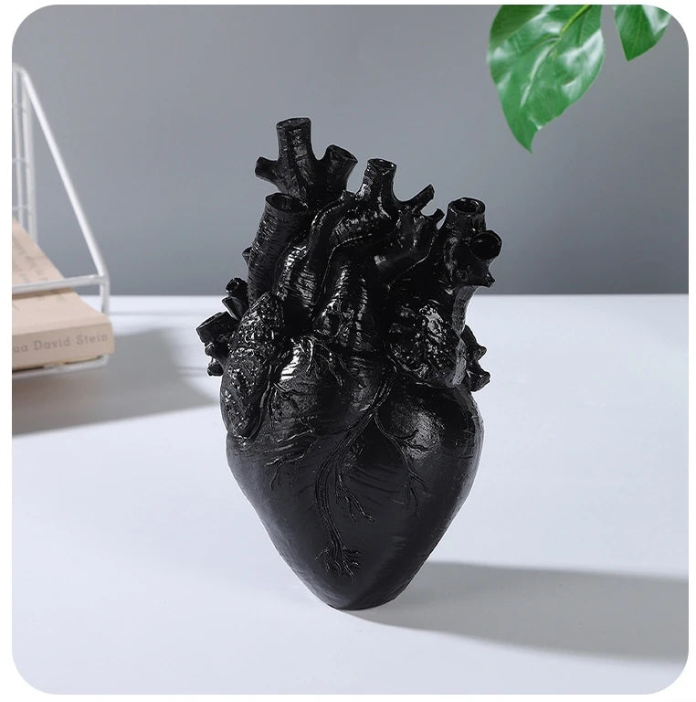 Jarrón corazón negro