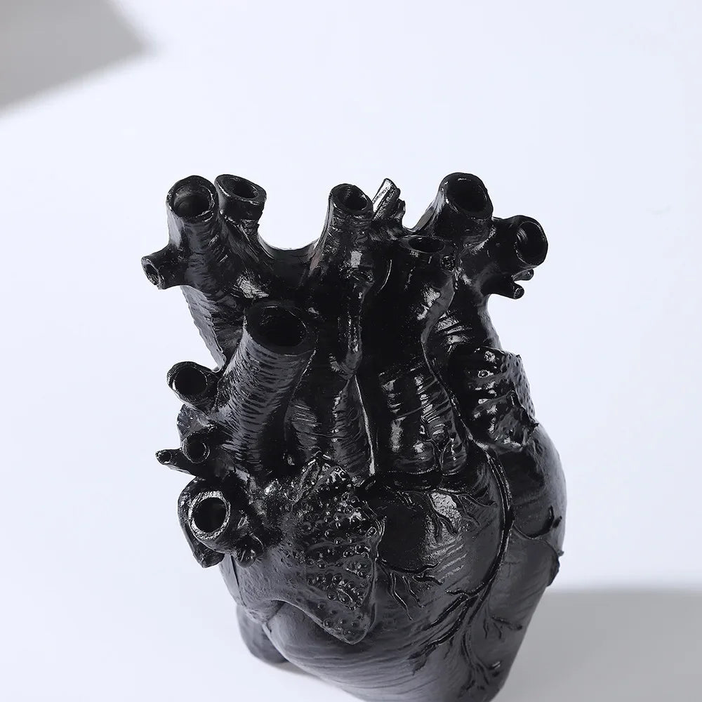Jarrón corazón negro